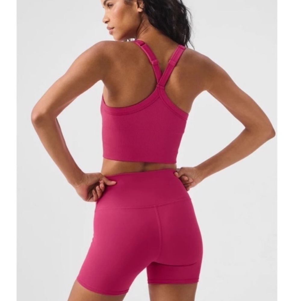 ALO Yoga Seamless Ribbed Favorite Bra NWT SMALL Pink Summer